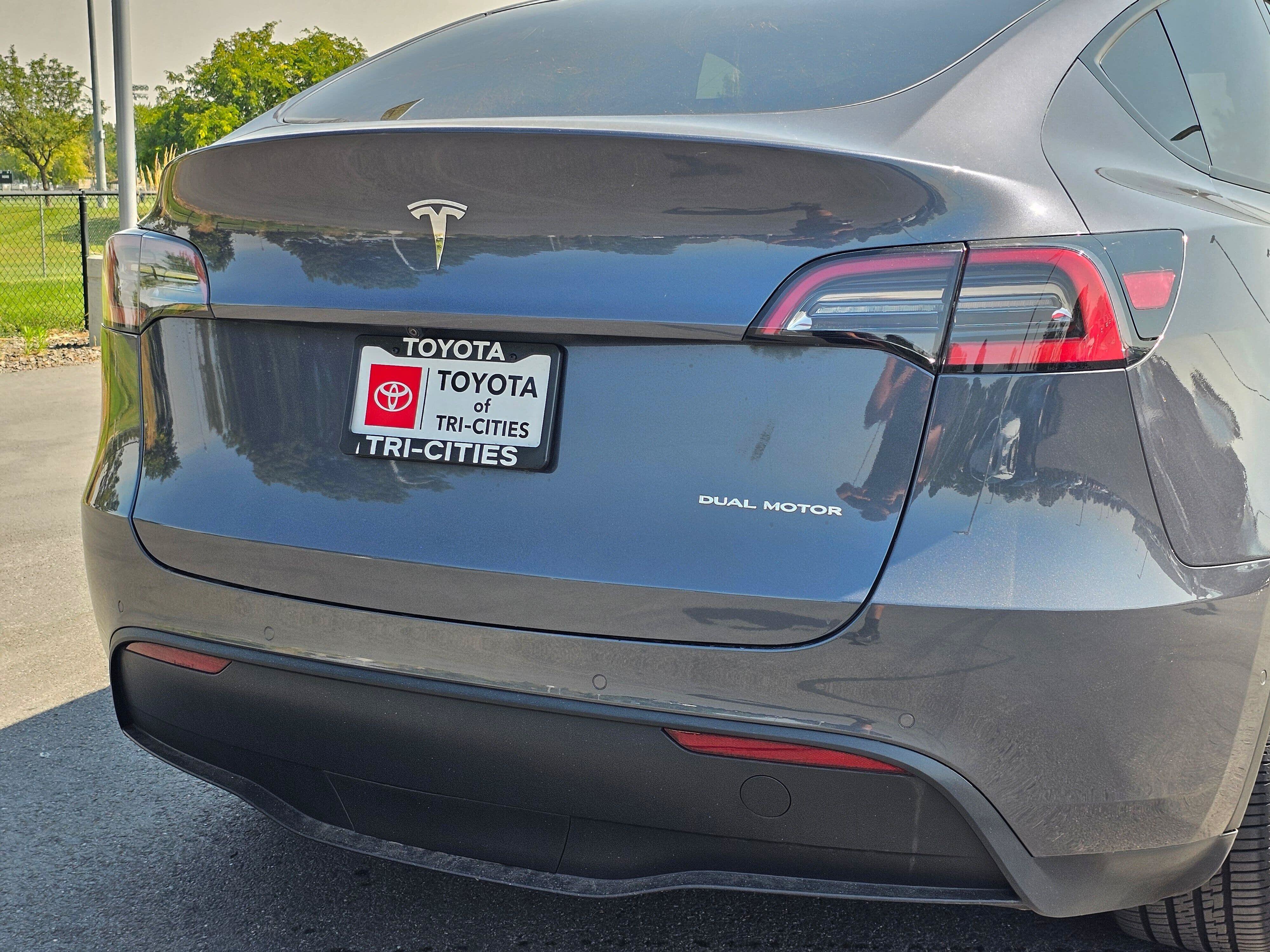 Used 2021 Tesla Model Y Long Range AWD/4WD image 13