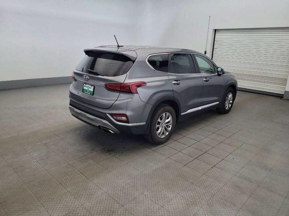 Used 2019 Hyundai Santa Fe SE FWD image 9