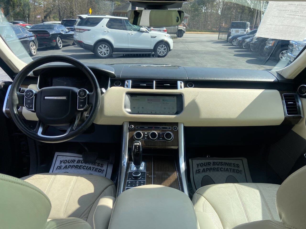 Used 2017 Land Rover Range Rover Sport HSE image 11