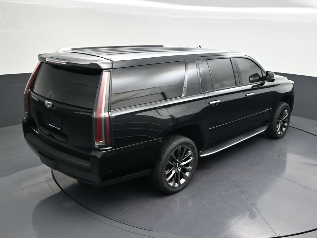 Used 2019 Cadillac Escalade ESV Luxury w/ Escalade Sport Edition image 20