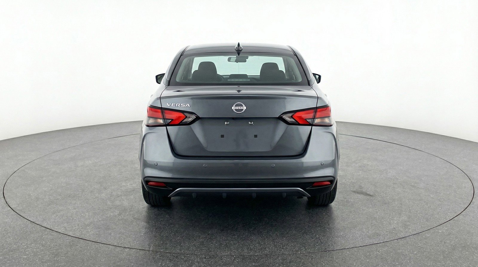 Used 2025 Nissan Versa SV image 7