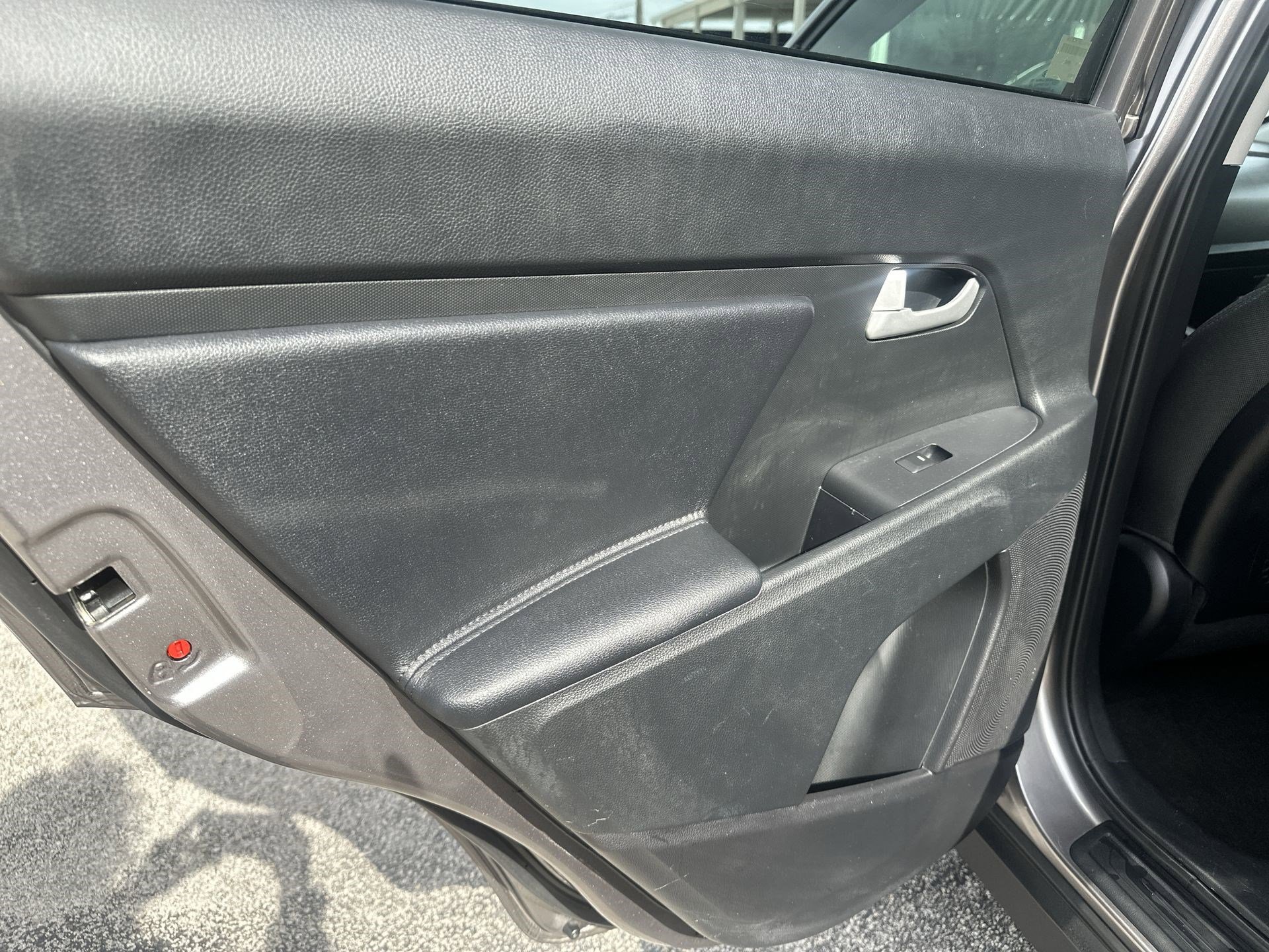 Used 2015 Kia Sportage LX image 30