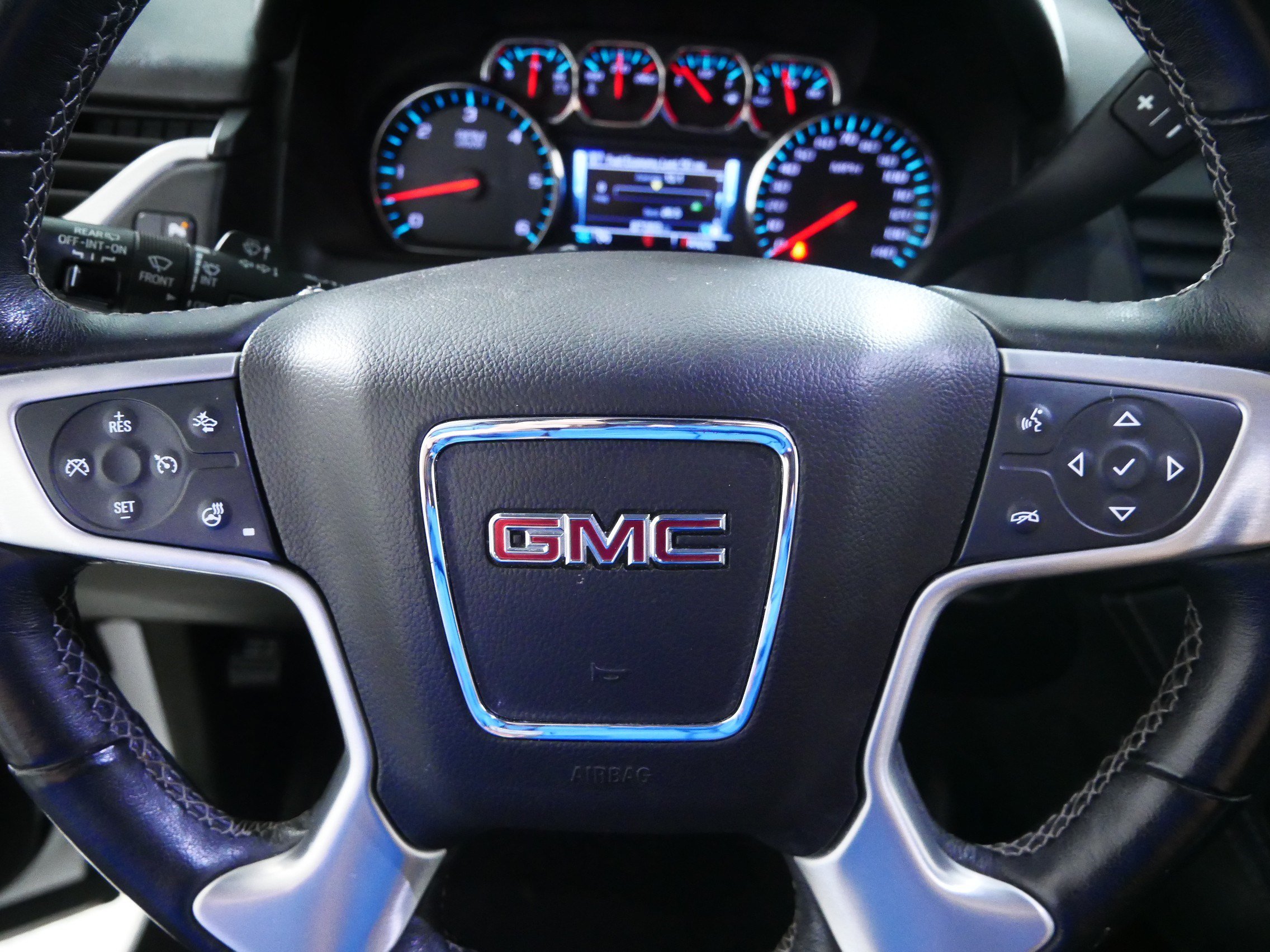 Certified 2019 GMC Yukon SLT AWD/4WD image 25