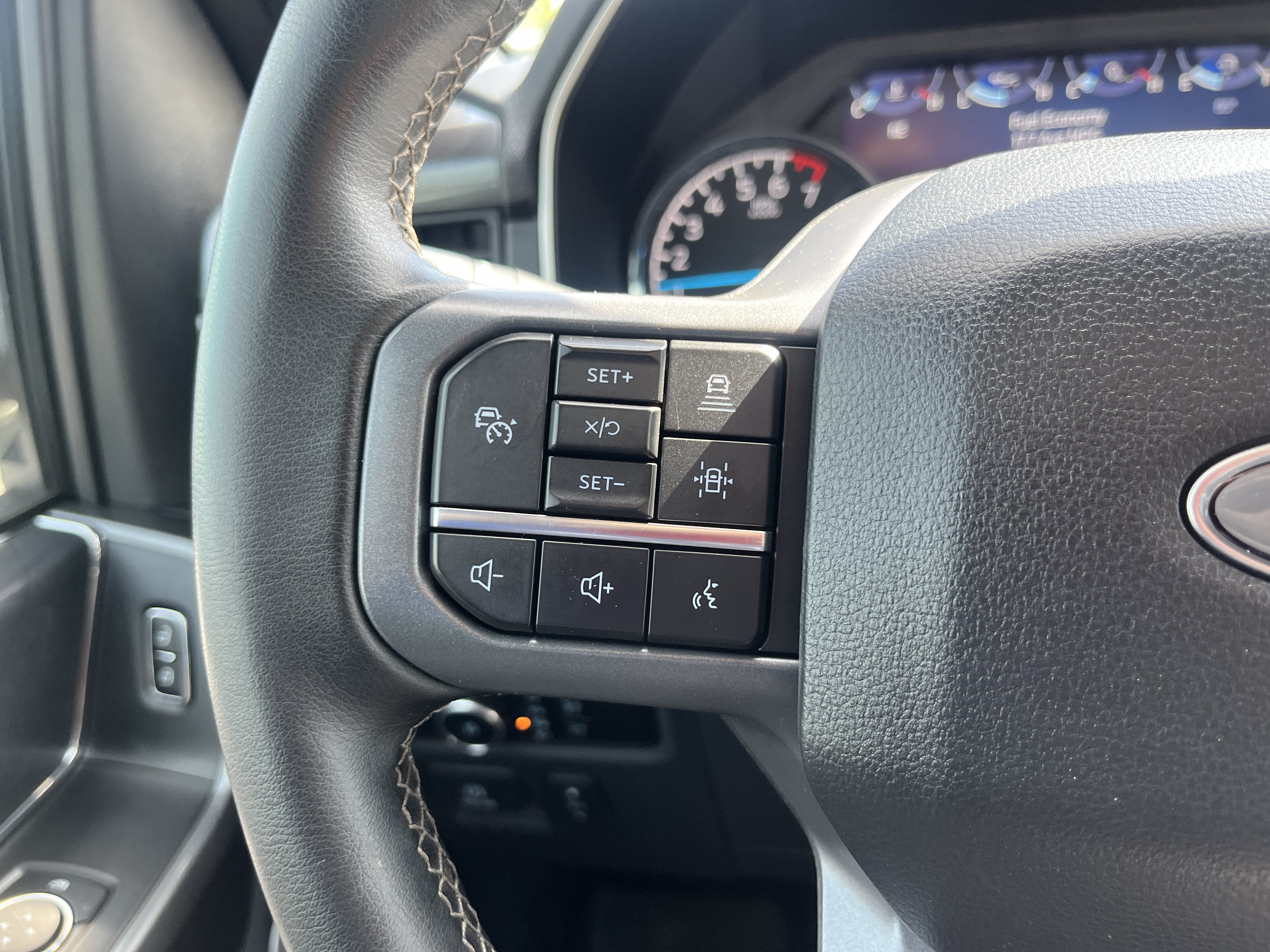 Used 2023 Ford F150 XLT w/ Equipment Group 302A High AWD/4WD image 21