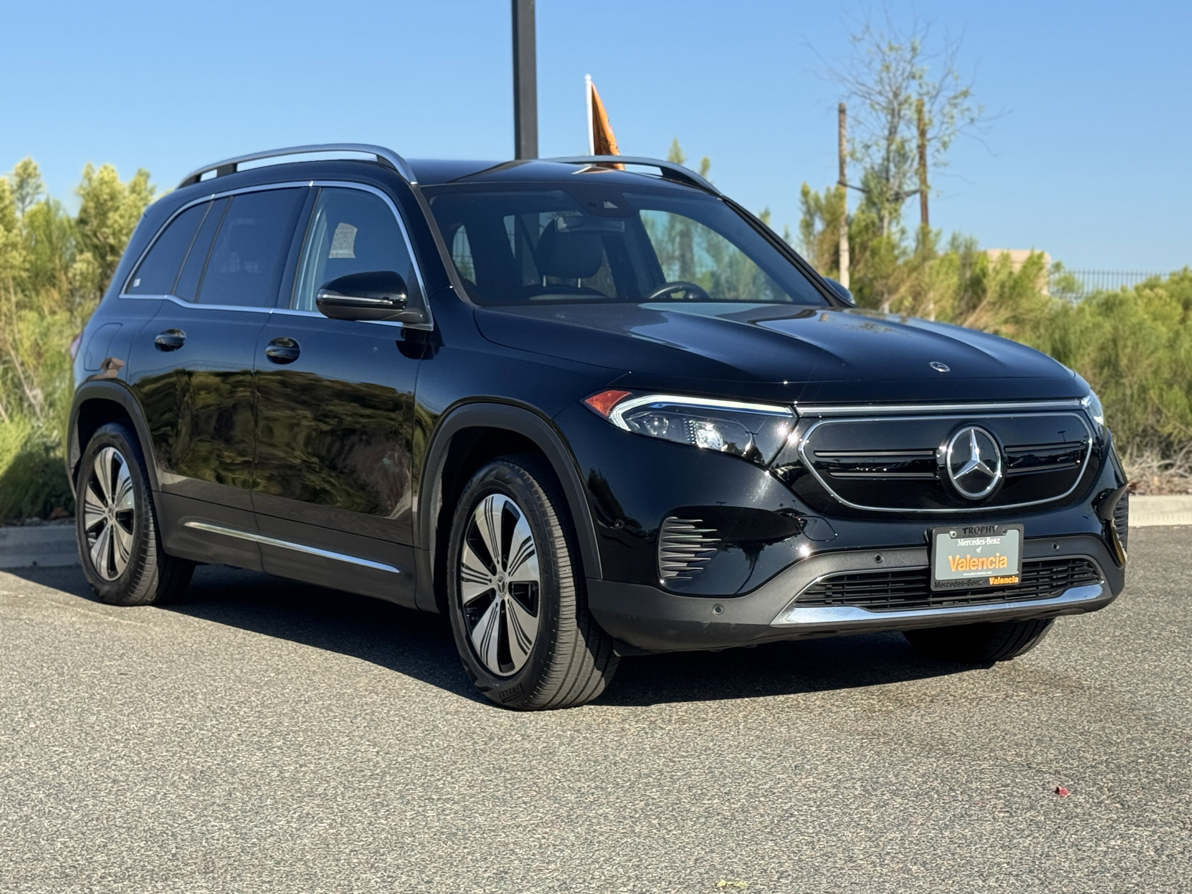 Certified 2023 Mercedes-Benz EQB 300 4MATIC image 6