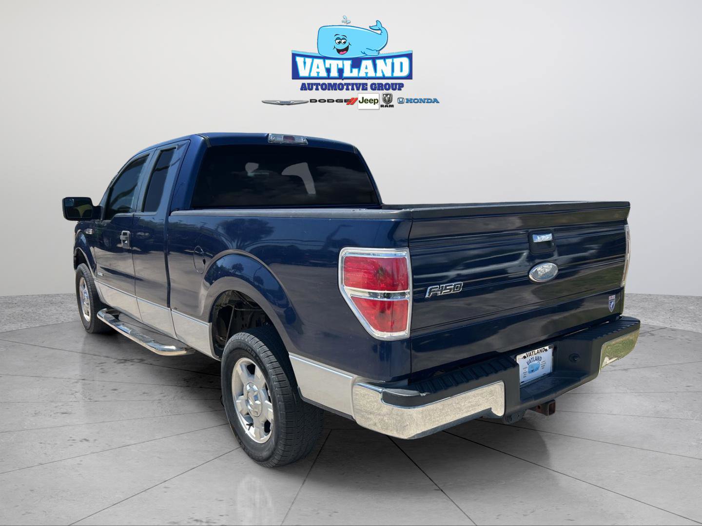 Used 2011 Ford F150 XLT w/ XLT Convenience Pkg RWD image 3