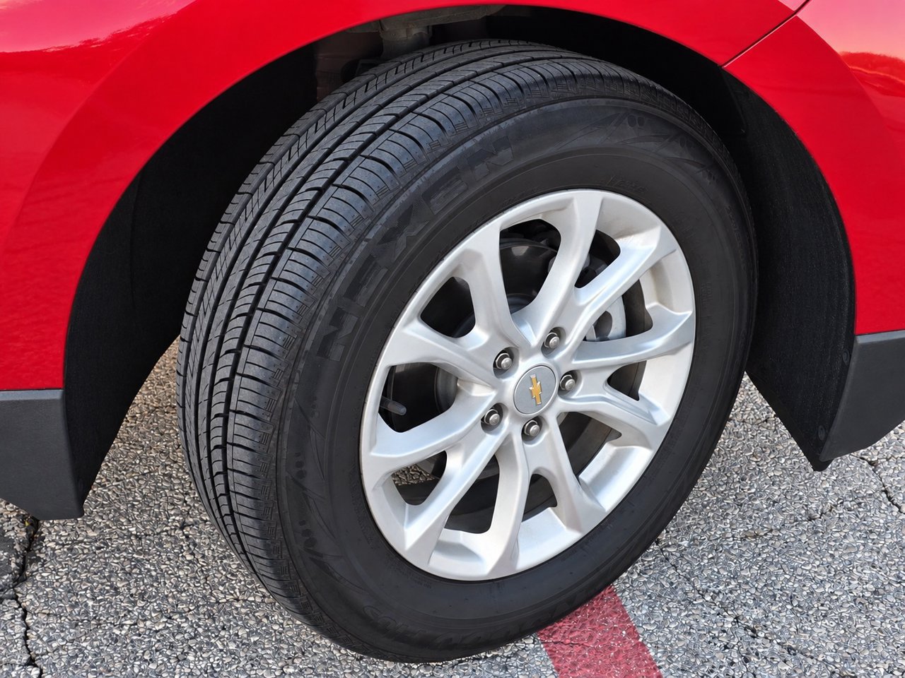 Certified 2020 Chevrolet Equinox LT FWD image 9