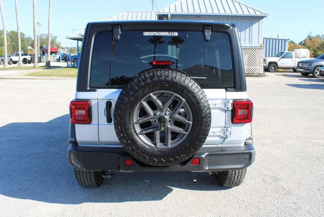 Used 2024 Jeep Wrangler Sport S image 9