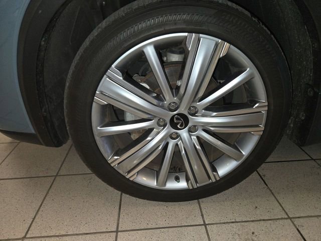 Used 2022 INFINITI QX50 Sensory w/ Cargo Package image 10