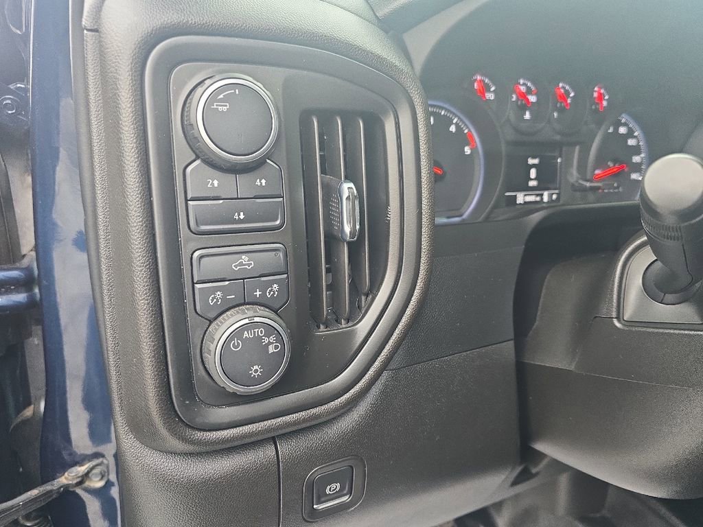 Used 2023 Chevrolet Silverado 3500 W/T image 24