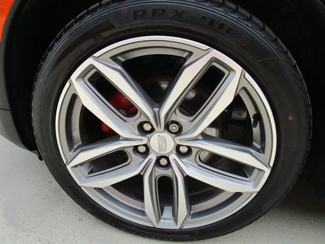 Used 2021 Cadillac XT4 Sport w/ Sun And Sound Package AWD/4WD image 21