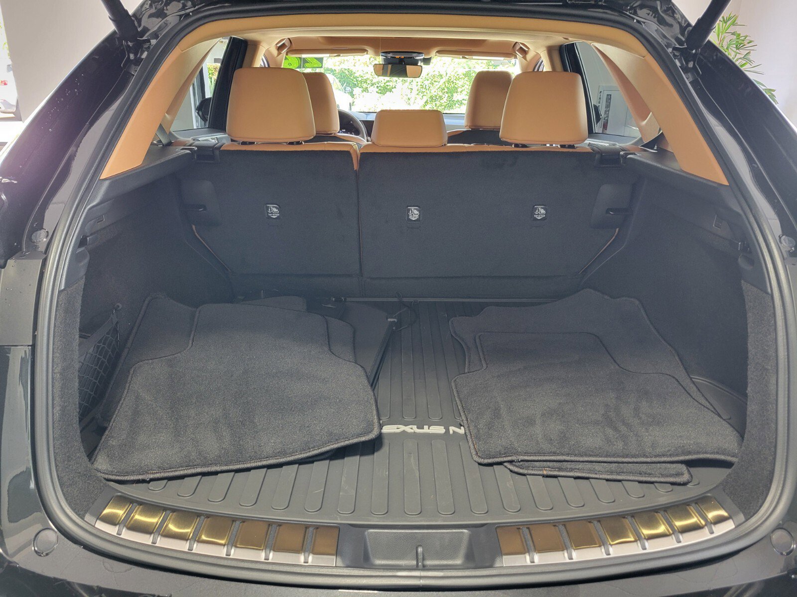 Certified 2026 Lexus NX 350 AWD w/ Accessory Package (Z2) image 15