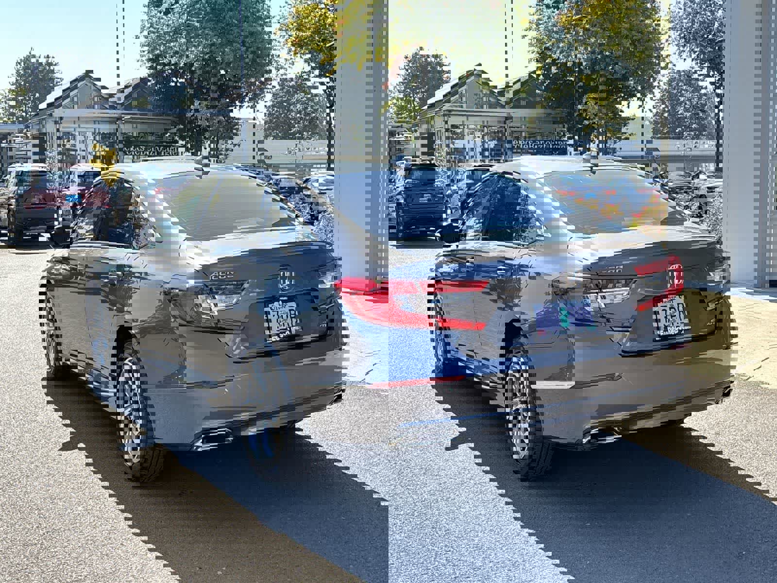 Used 2020 Honda Accord EX-L image 3