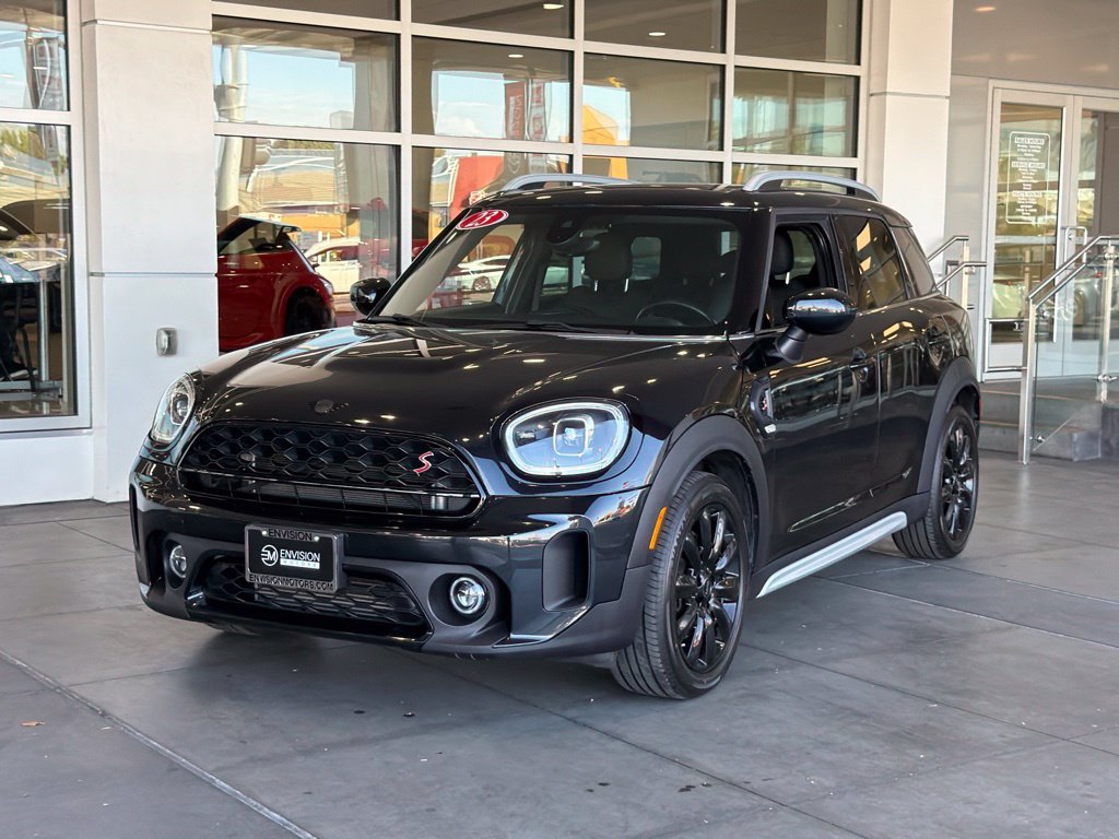 Used 2023 MINI Cooper Countryman S FWD image 2