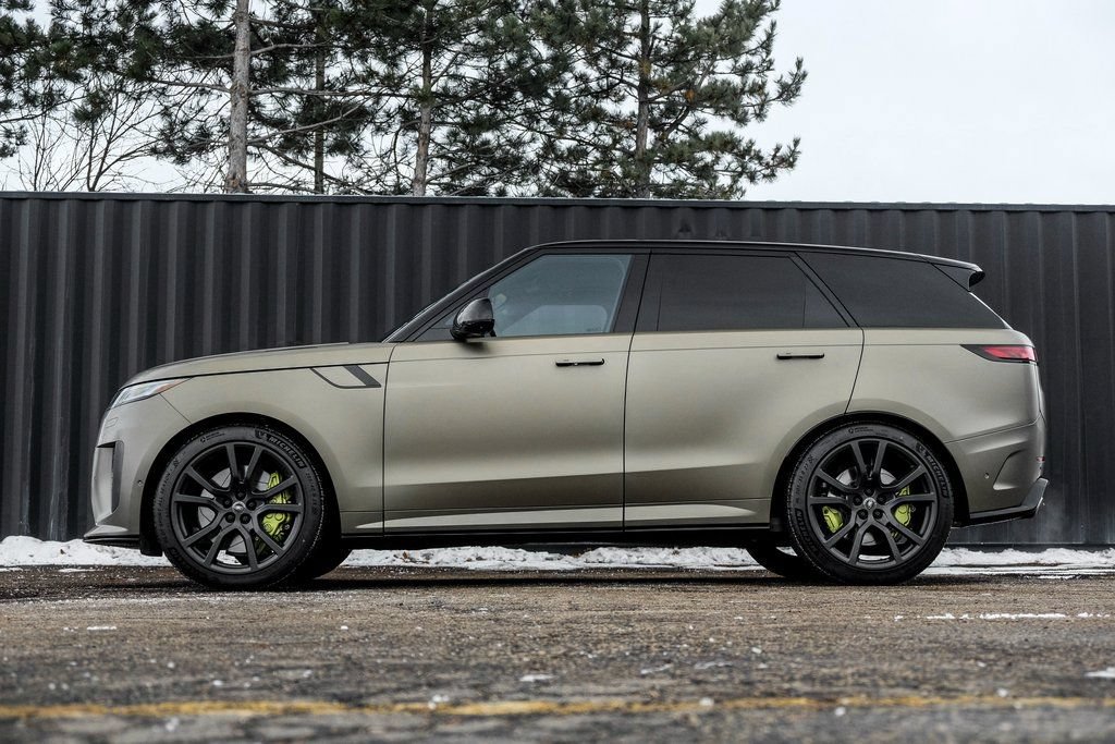Used 2024 Land Rover Range Rover Sport SV Edition One Carbon Bronze AWD/4WD image 4