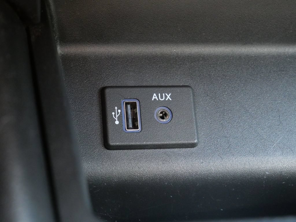 Used 2017 Nissan Altima 2.5 SV w/ Convenience Package FWD image 25