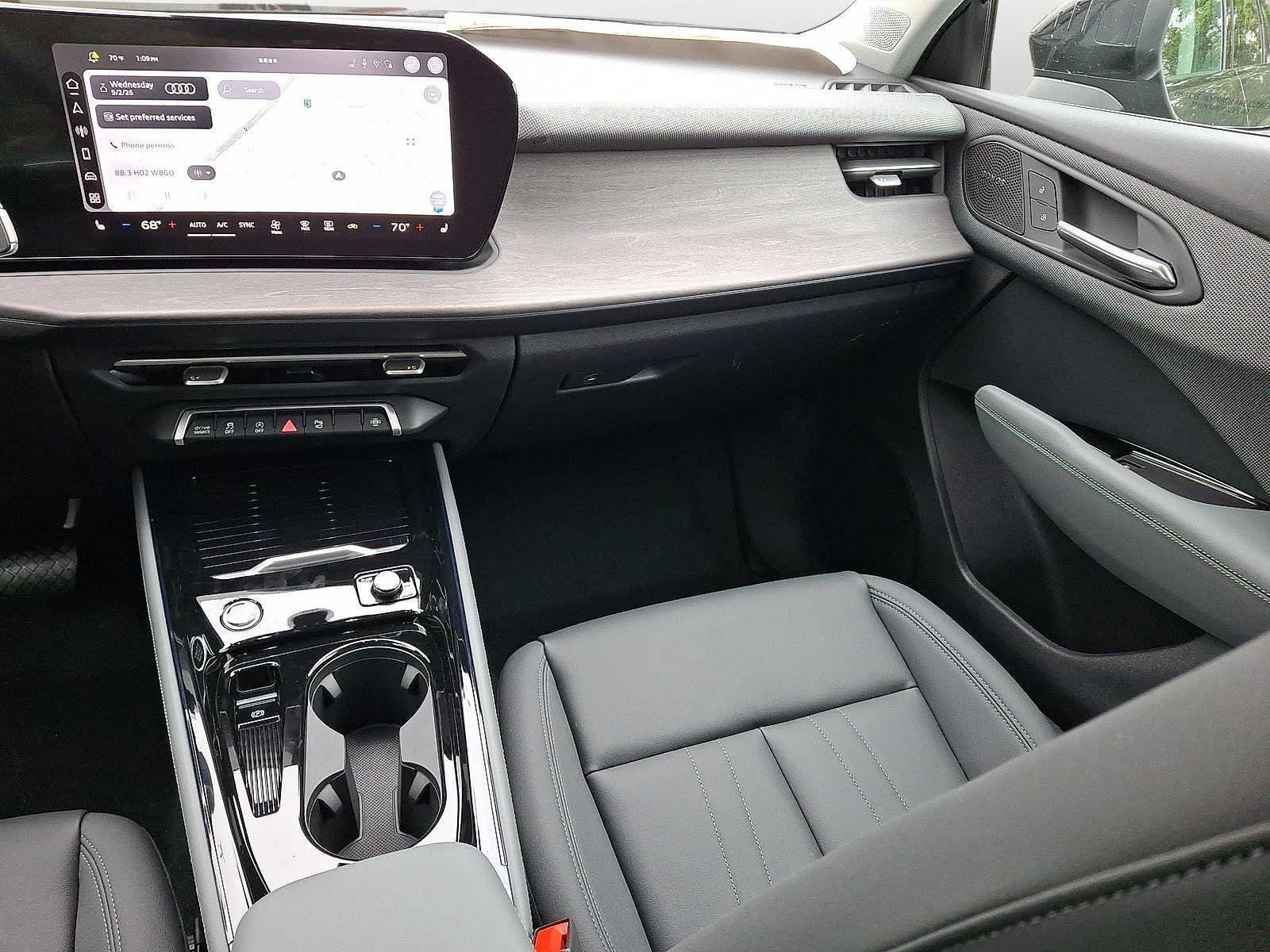 New 2026 Audi Q3 quattro 2.0T AWD/4WD image 11