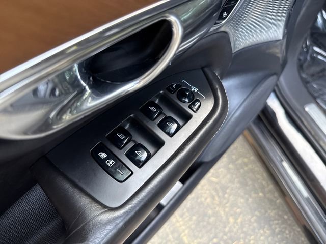 Used 2017 Volvo XC90 T6 Inscription w/ Vision Package image 12