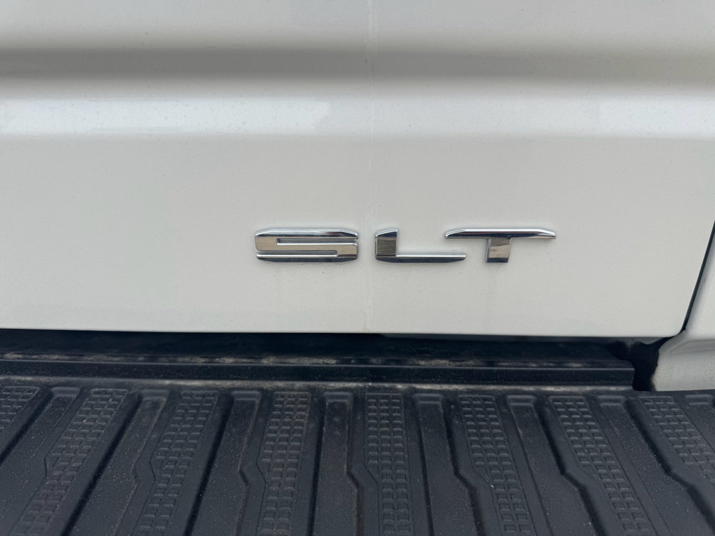 Used 2020 GMC Sierra 1500 SLT w/ SLT Premium Package AWD/4WD image 15