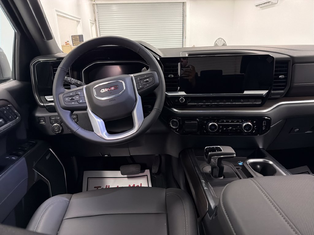 New 2026 GMC Sierra 1500 SLT w/ SLT Premium Package AWD/4WD image 16