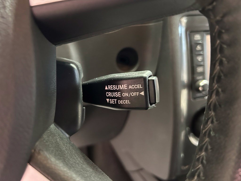Used 2009 Dodge Challenger SRT8 RWD image 13