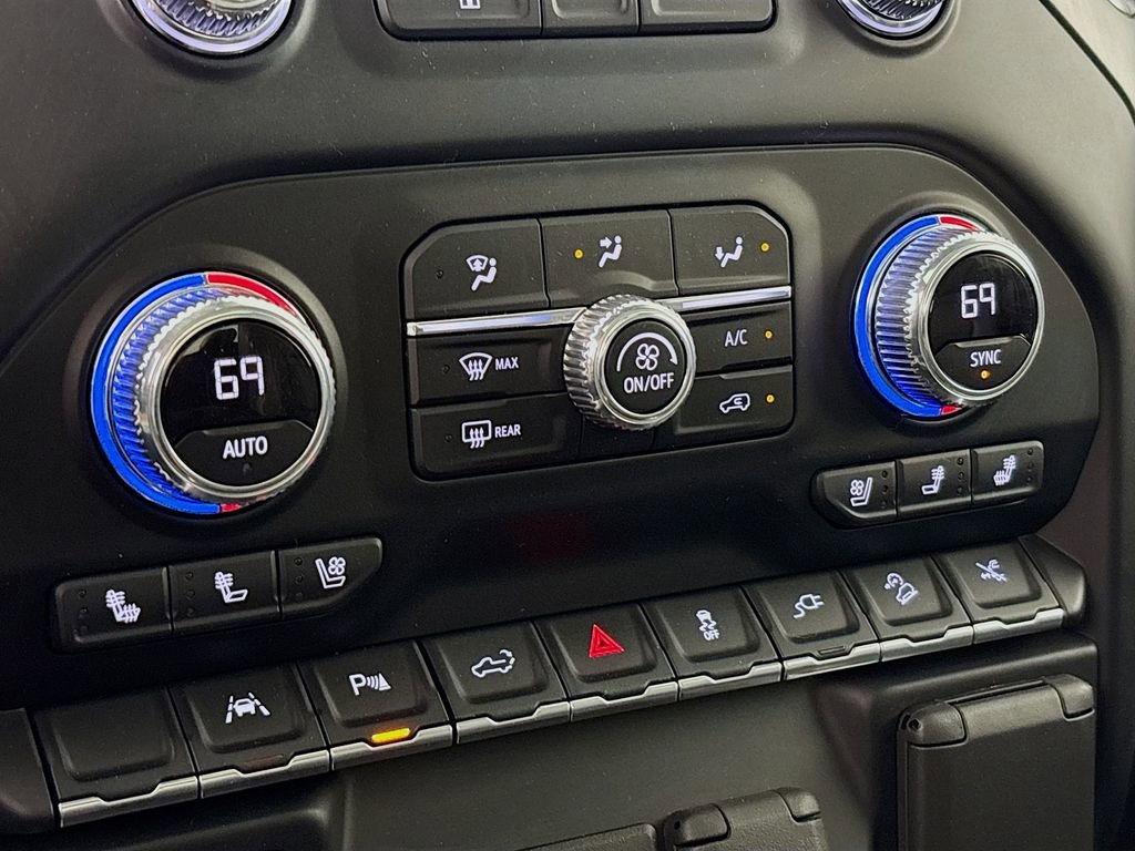 Used 2022 GMC Sierra 1500 Denali w/ Denali Premium Package AWD/4WD image 19