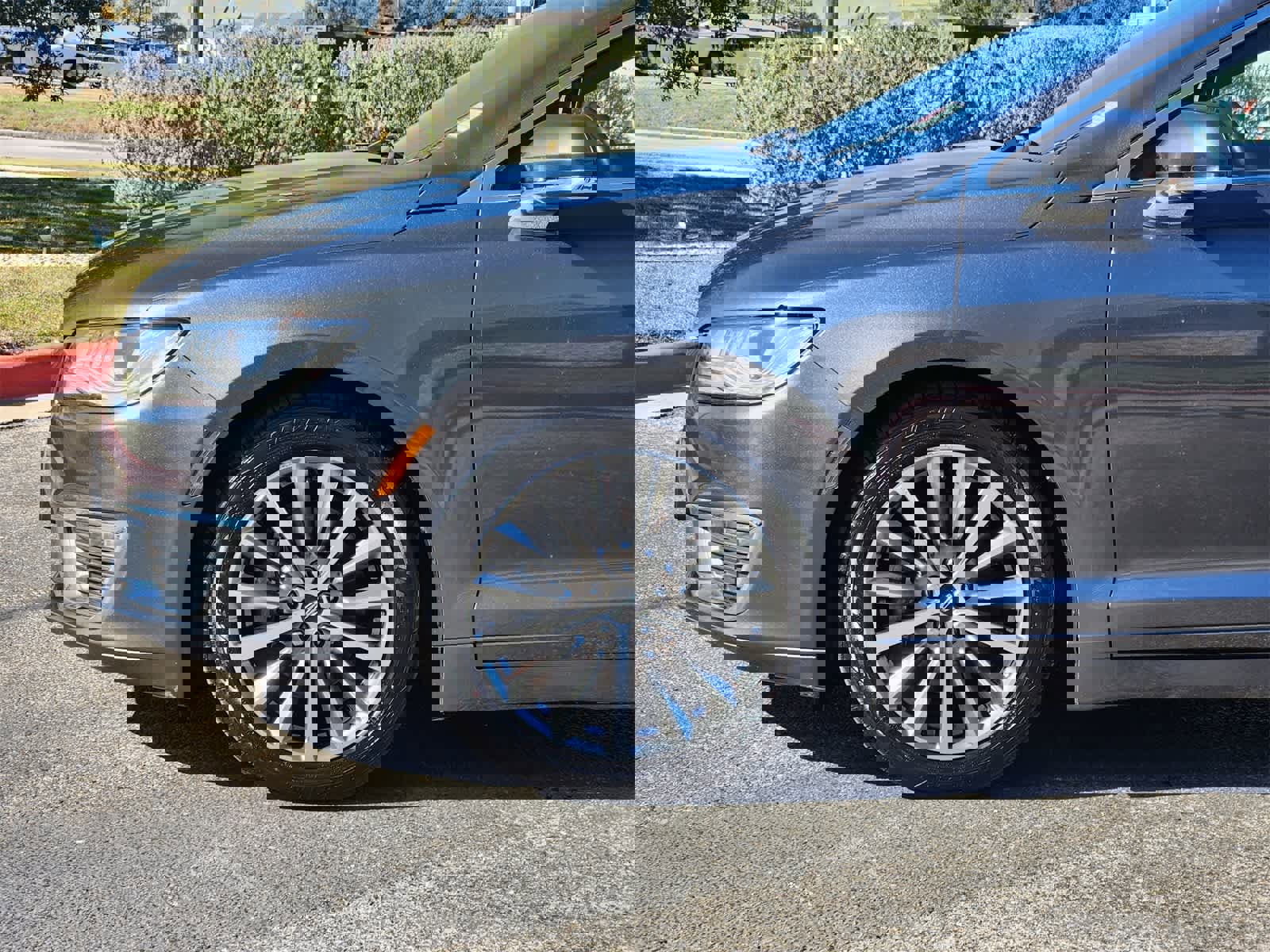 Used 2019 Lincoln MKZ Reserve image 8