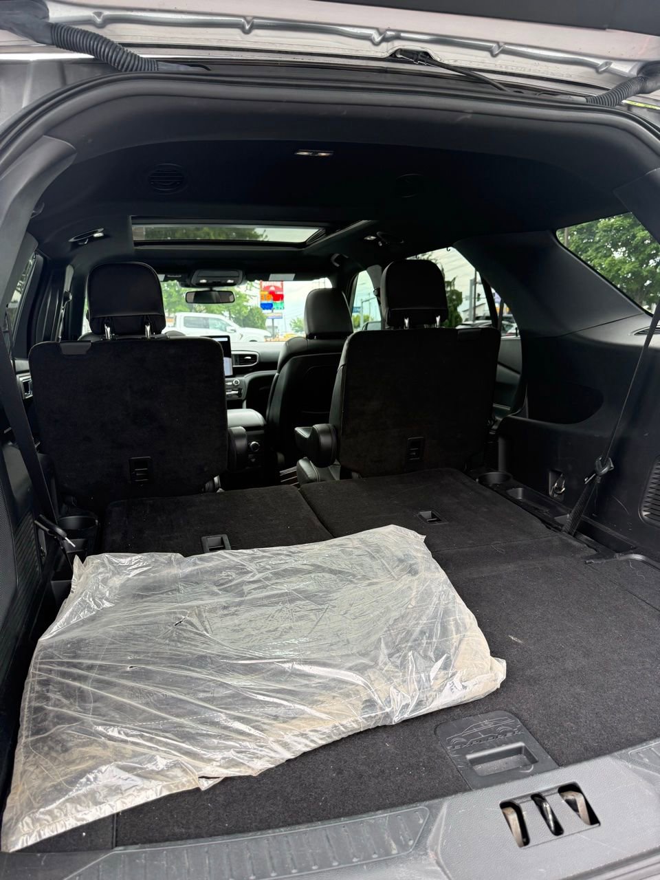 Used 2020 Ford Explorer ST w/ Premium Technology Package AWD/4WD image 14