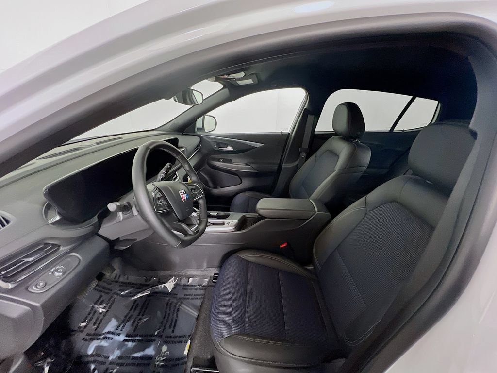 New 2026 Buick Envista Sport Touring w/ Convenience I Package FWD image 18