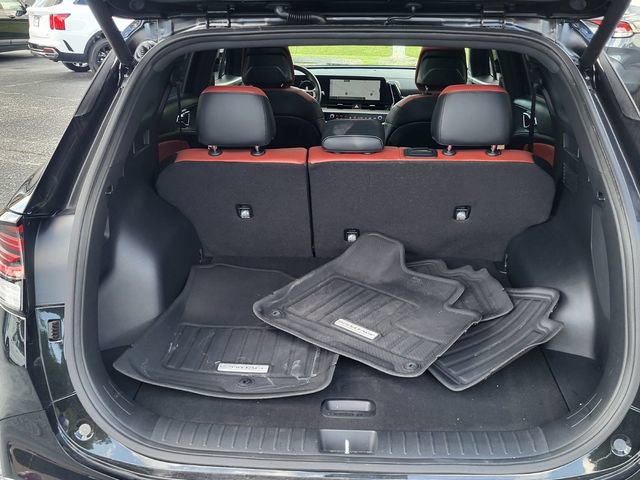 Certified 2025 Kia Sportage SX FWD image 4