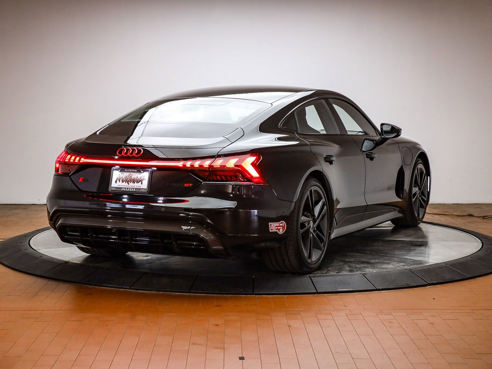 Used 2023 Audi RS e-tron GT AWD/4WD image 13