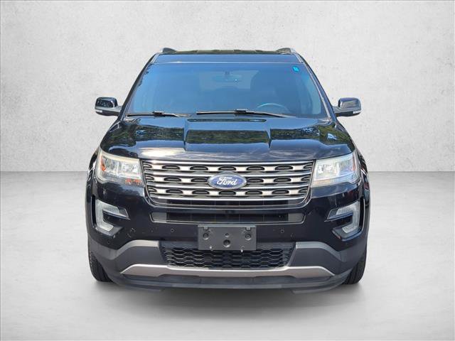 Used 2016 Ford Explorer XLT w/ Equipment Group 202A AWD/4WD image 2