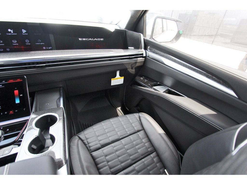 New 2026 Cadillac Escalade ESV V w/ LPO, ONYX Package AWD/4WD image 10