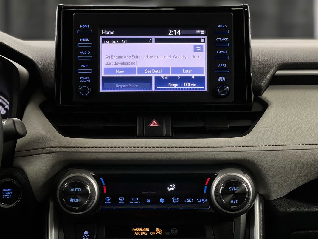 Used 2019 Toyota RAV4 XLE w/ All Weather Liner Package AWD/4WD image 44