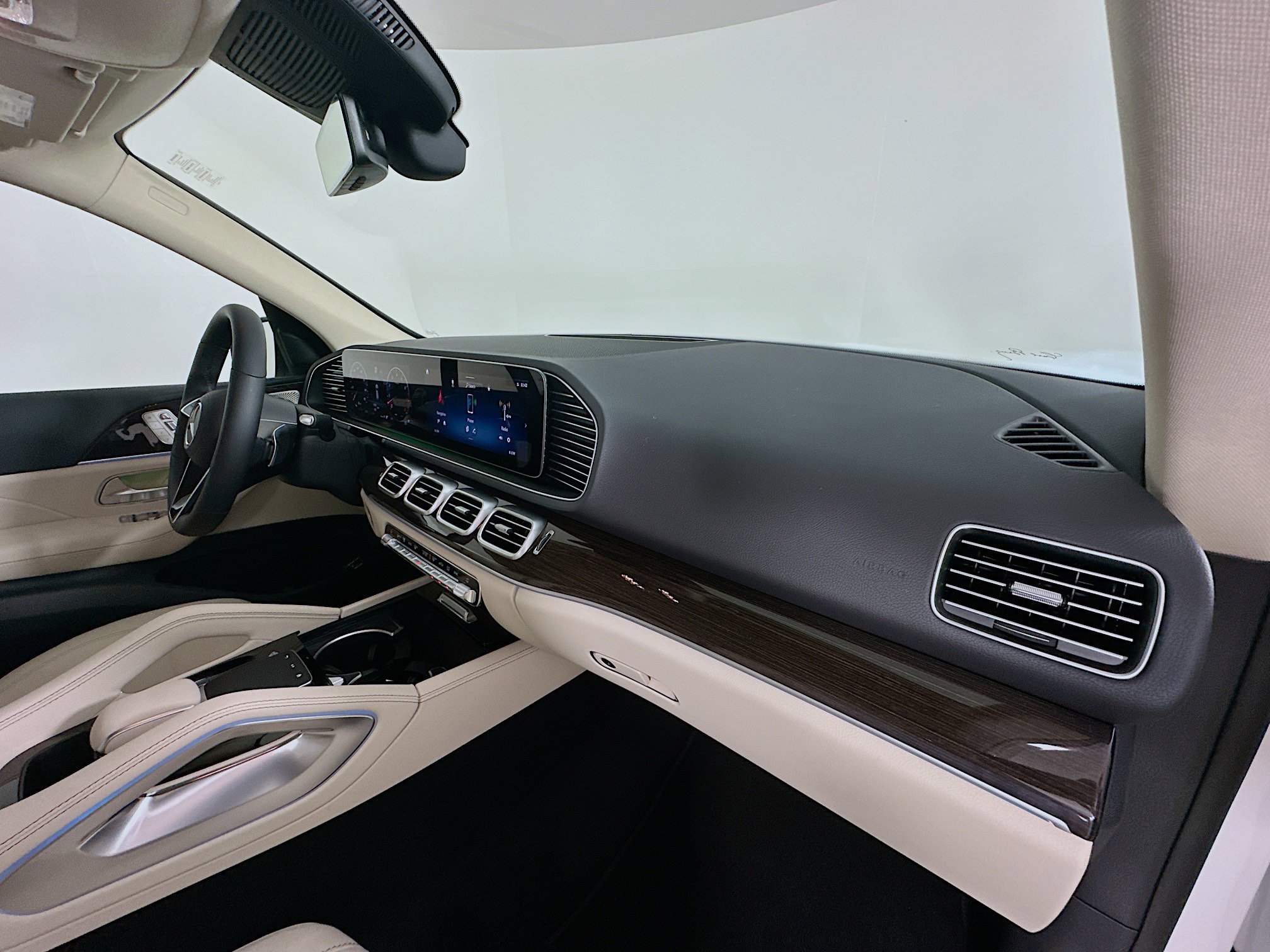 Used 2026 Mercedes-Benz GLE 450 4MATIC image 40