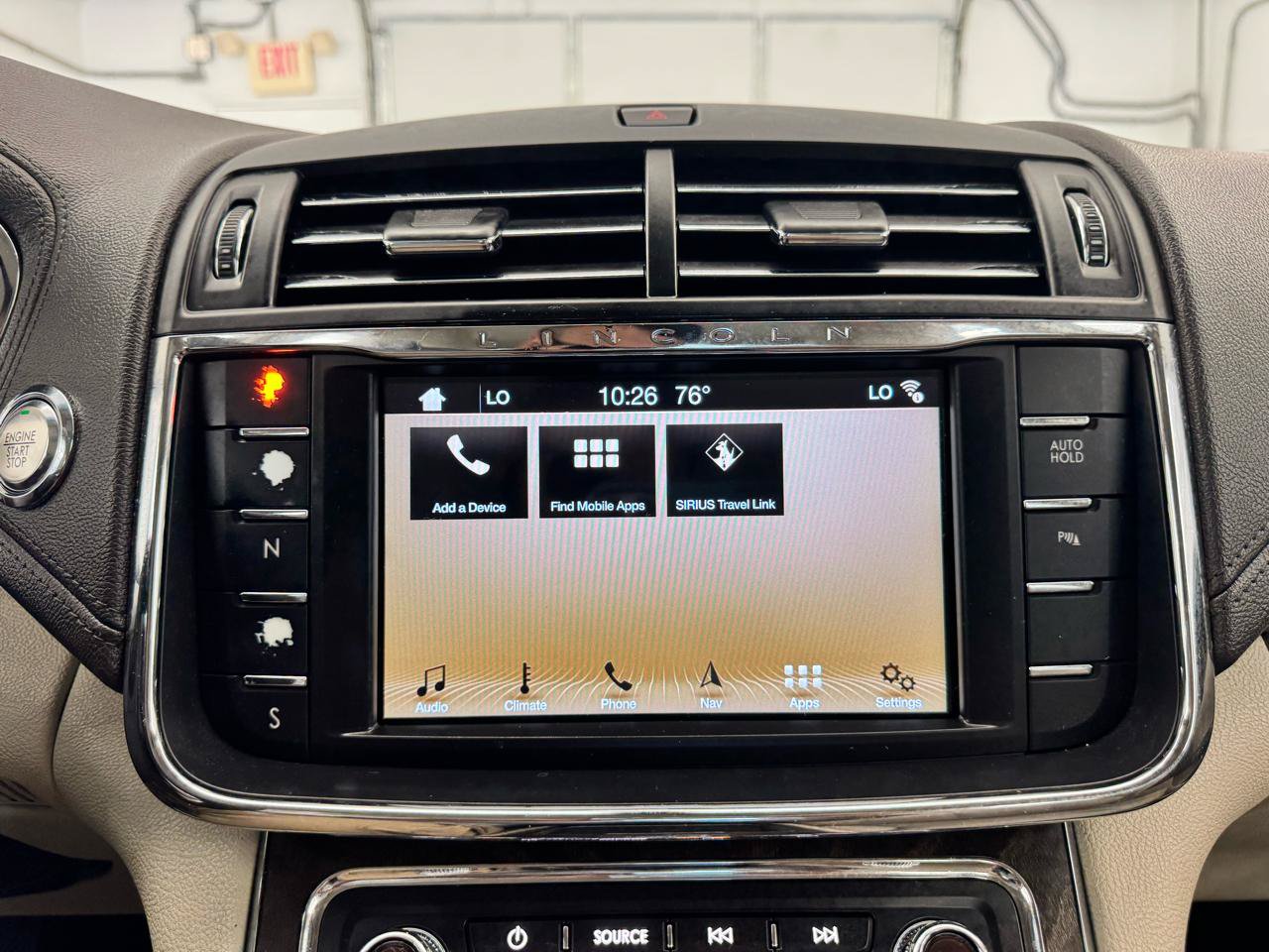 Used 2018 Lincoln Continental Select FWD image 35