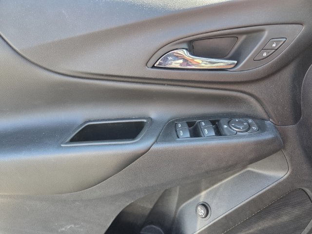 Used 2023 Chevrolet Equinox LT FWD image 17