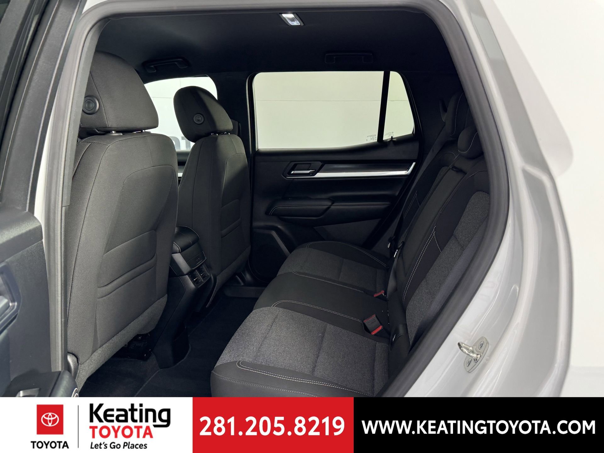 Used 2025 GMC Terrain Elevation FWD image 15