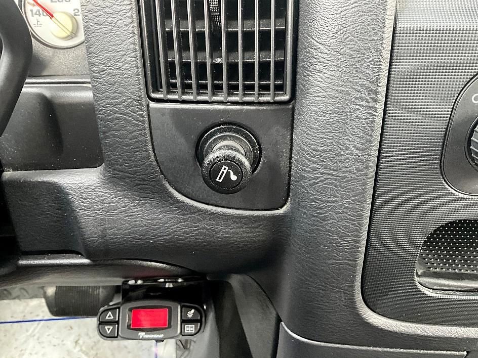 Used 2003 Dodge Ram 3500 Truck ST image 18