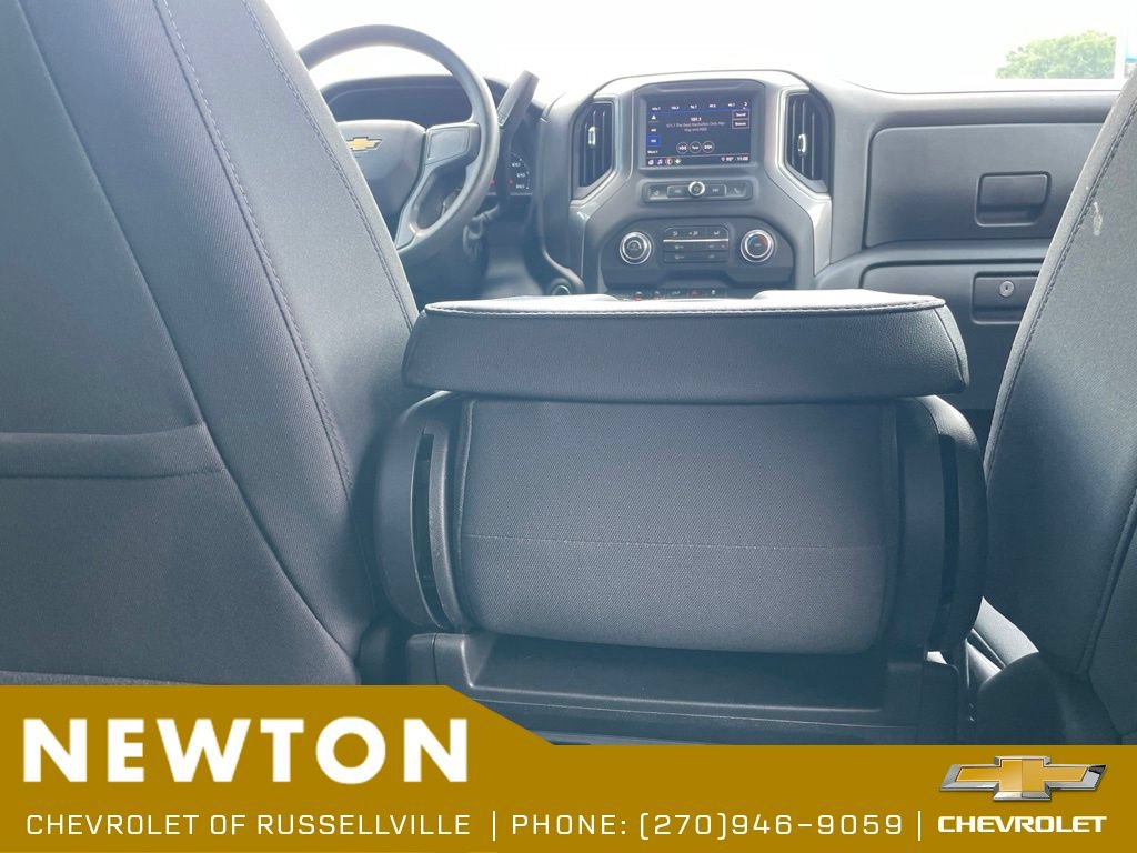 Used 2024 Chevrolet Silverado 1500 Custom AWD/4WD image 30
