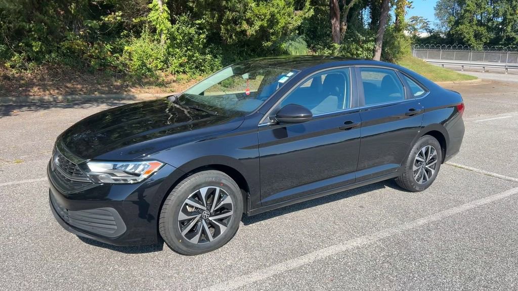 Used 2024 Volkswagen Jetta S image 28