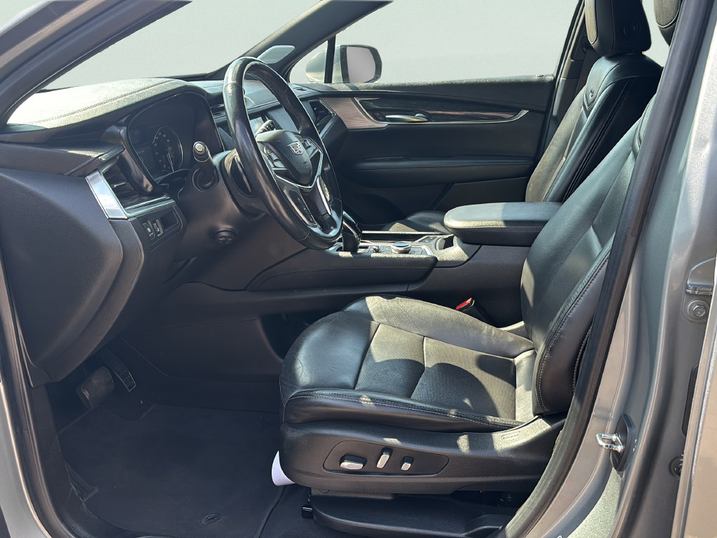 Used 2023 Cadillac XT5 Premium Luxury FWD image 21