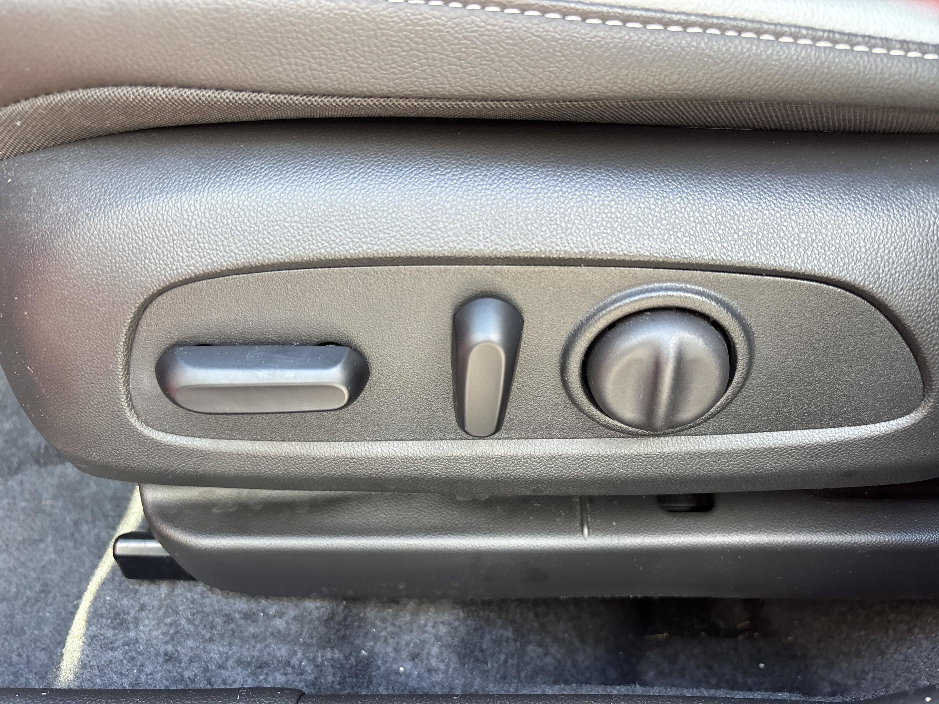 Used 2024 Buick Envista Preferred w/ Convenience I Package FWD image 14
