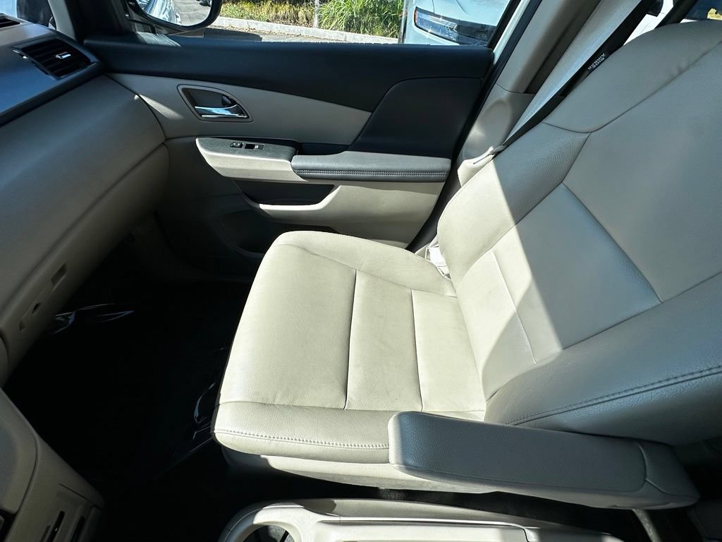Used 2015 Honda Odyssey Touring image 34