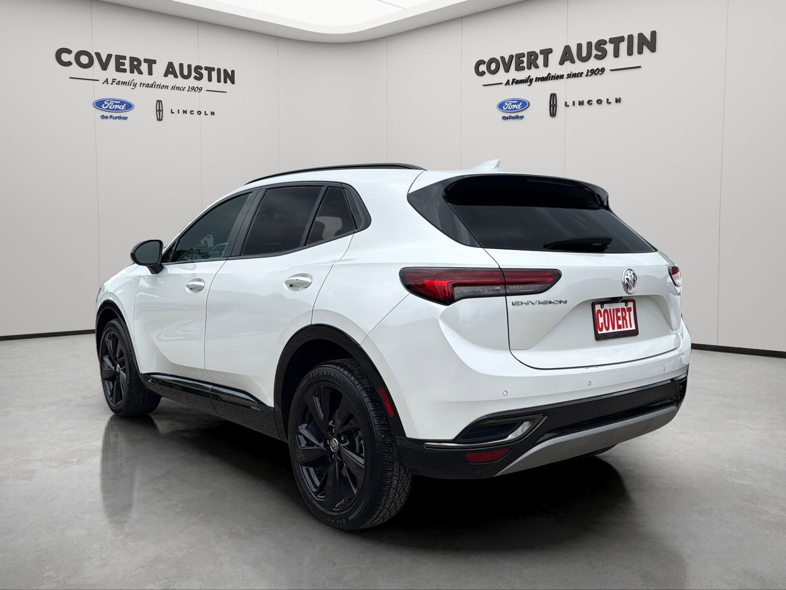 Used 2023 Buick Envision Preferred image 3