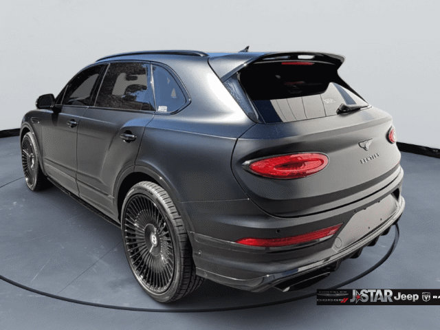 Used 2023 Bentley Bentayga Speed AWD/4WD image 7