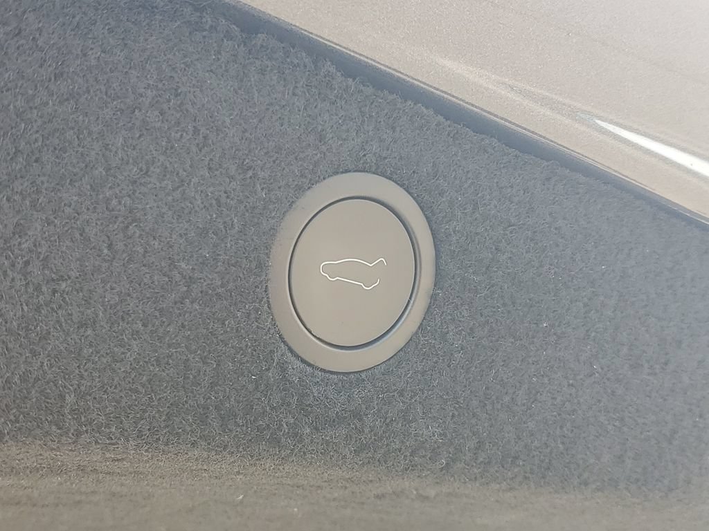Used 2025 Tesla Model 3 Long Range RWD image 14