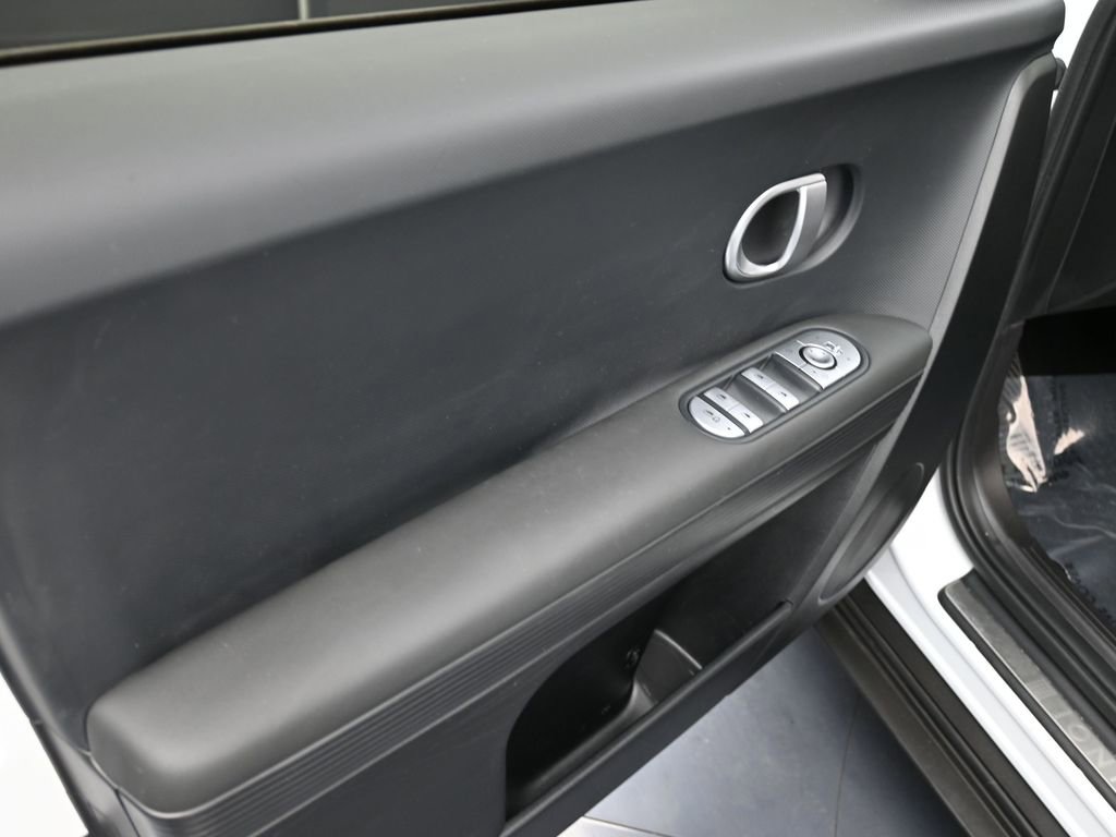 Used 2024 Hyundai Ioniq 5 SEL image 12