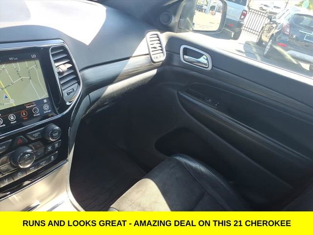 Used 2021 Jeep Grand Cherokee Laredo X image 23