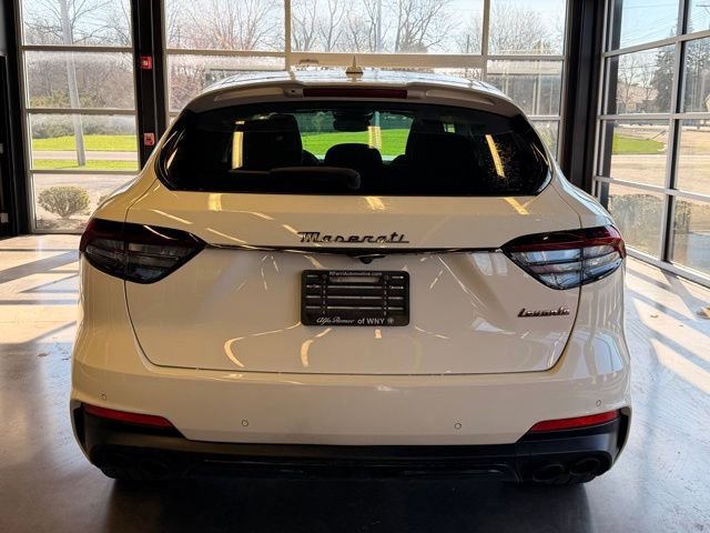 Used 2022 Maserati Levante Modena image 8